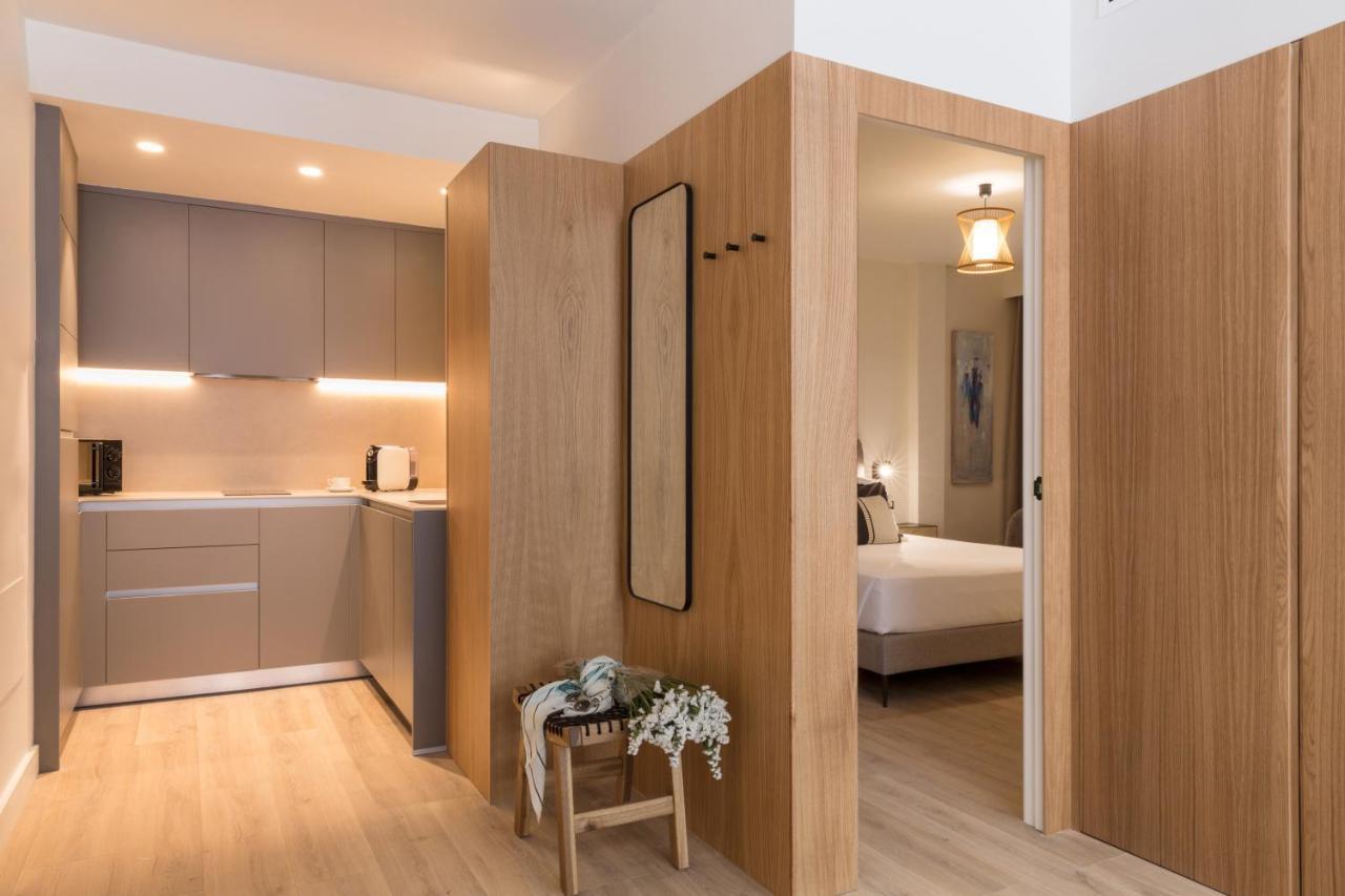 Puerta Catedral Suites Siviglia Esterno foto