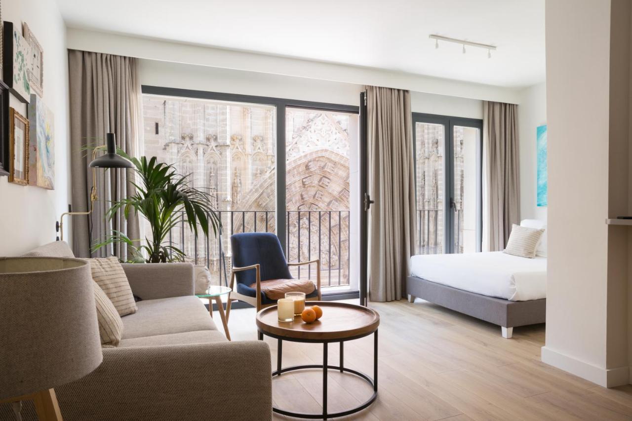 Puerta Catedral Suites Siviglia Esterno foto