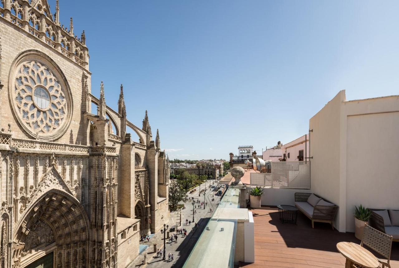 Puerta Catedral Suites Siviglia Esterno foto