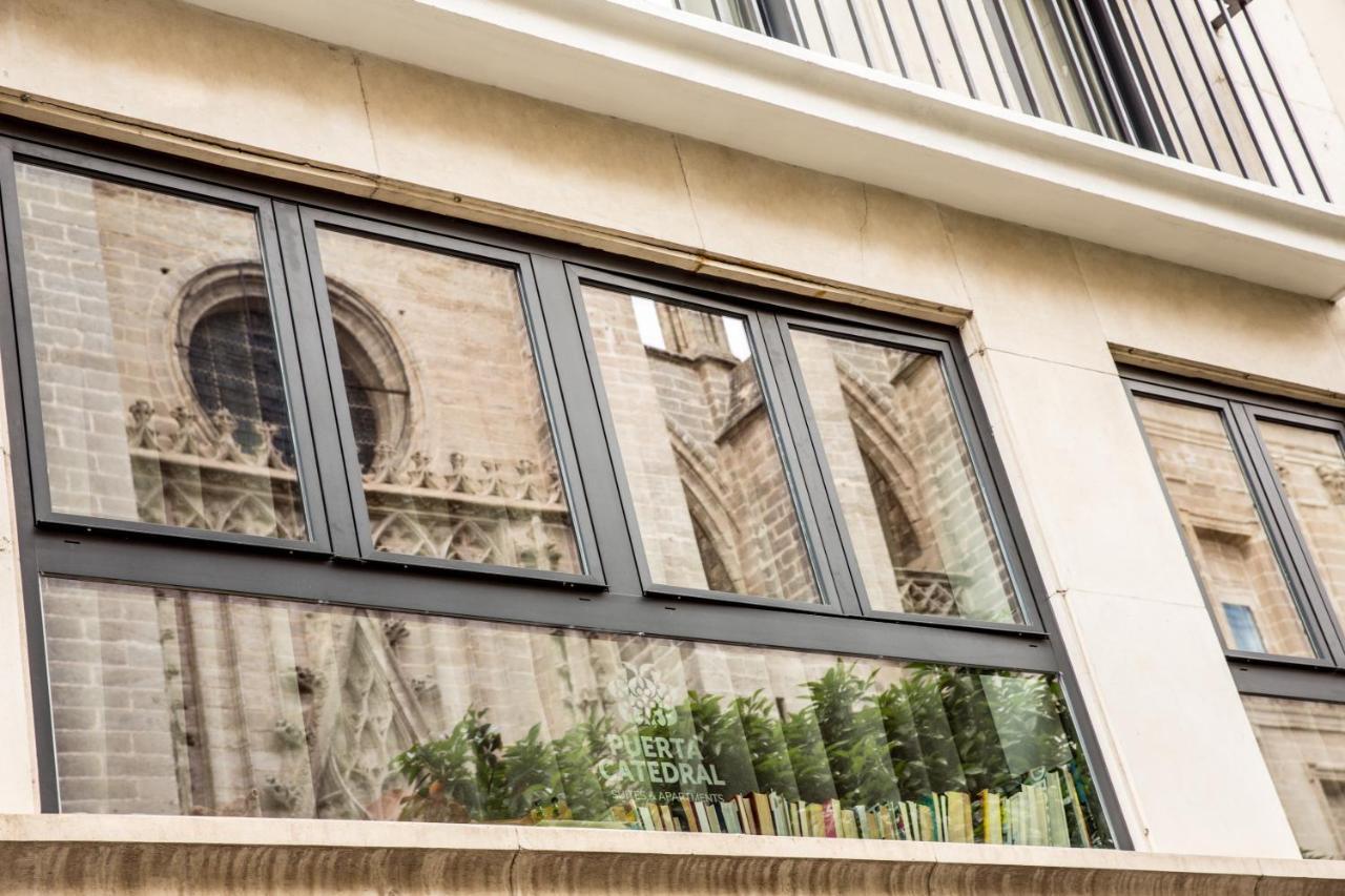 Puerta Catedral Suites Siviglia Esterno foto