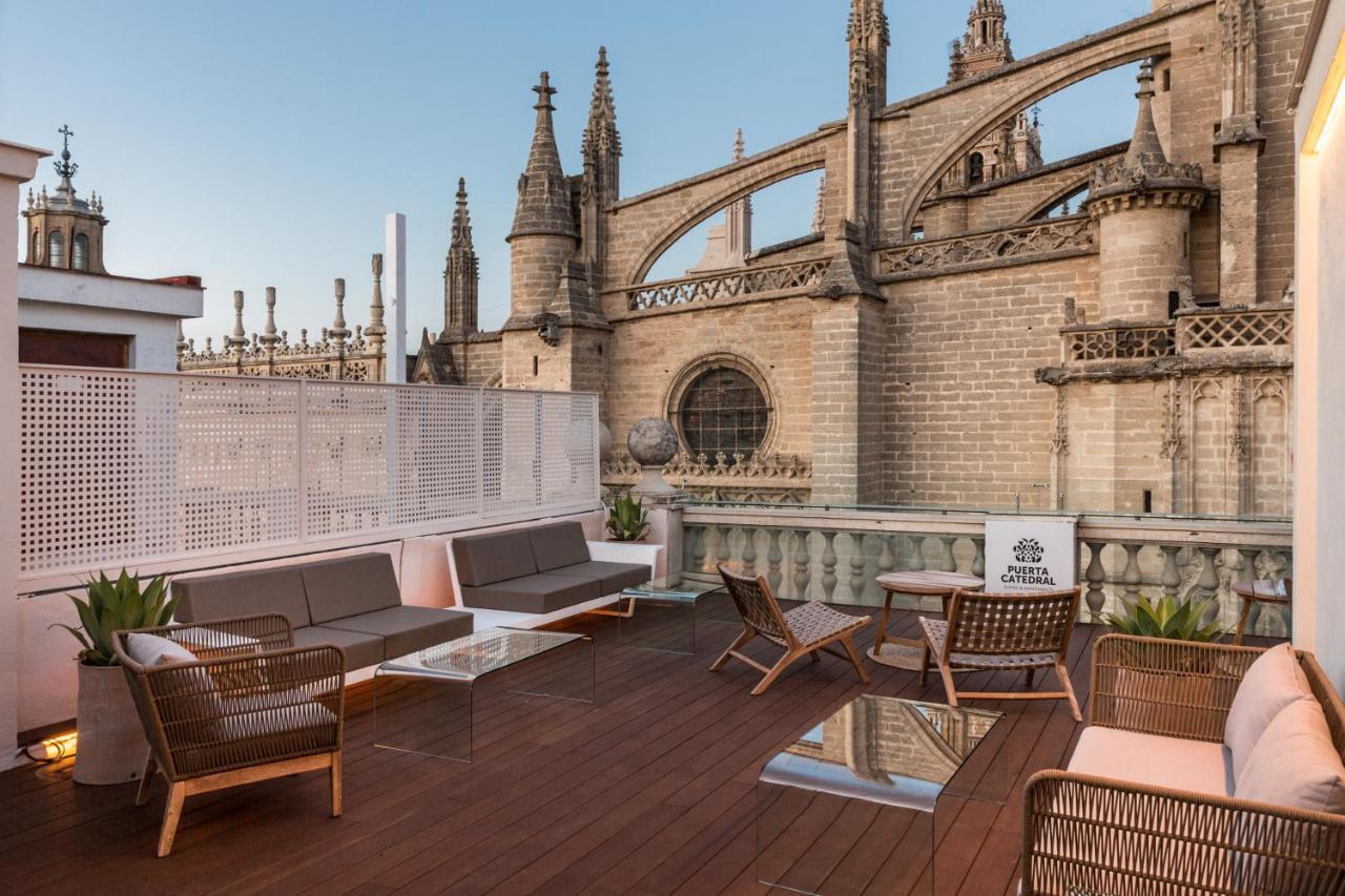 Puerta Catedral Suites Siviglia Esterno foto
