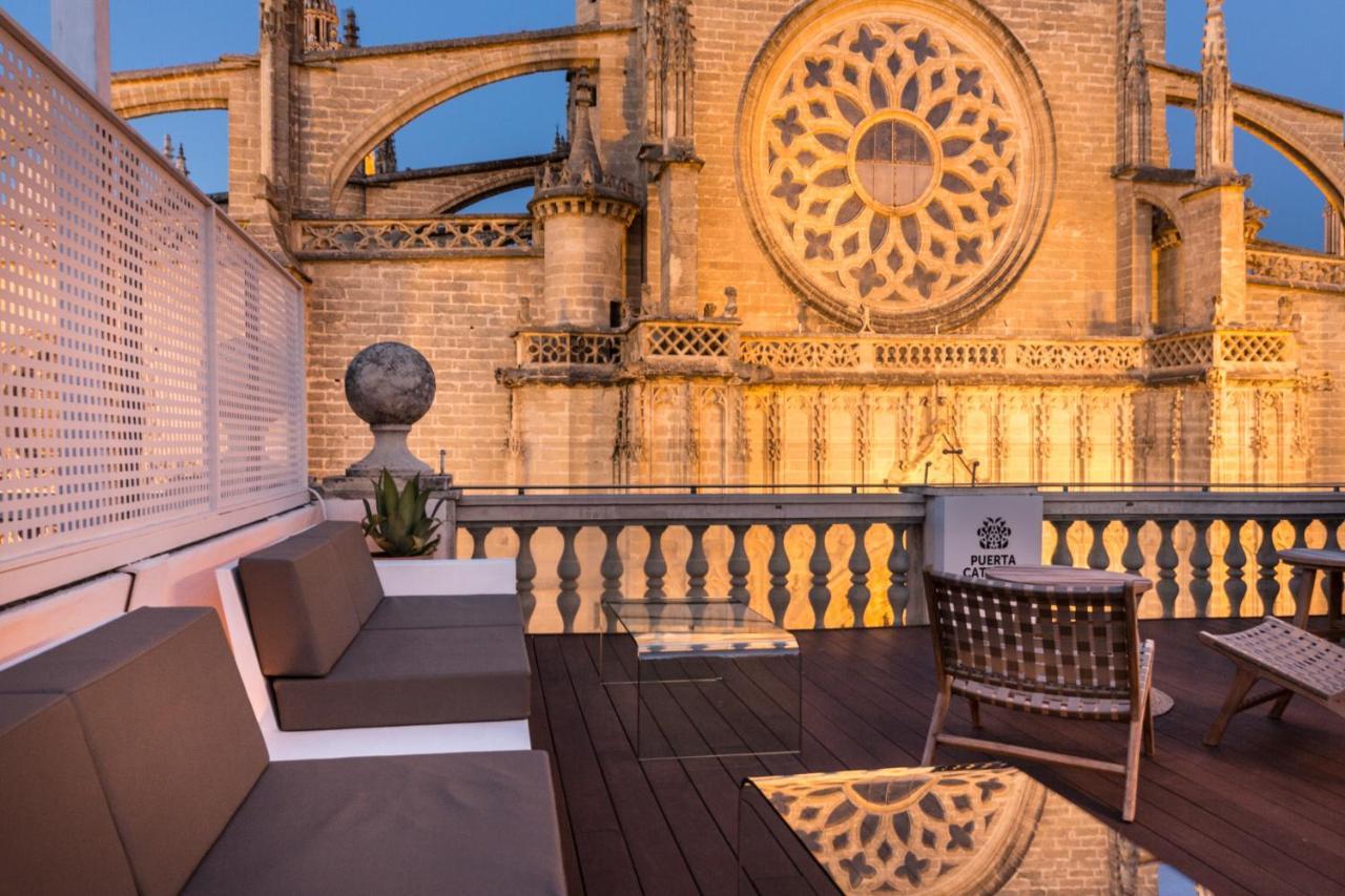 Puerta Catedral Suites Siviglia Esterno foto